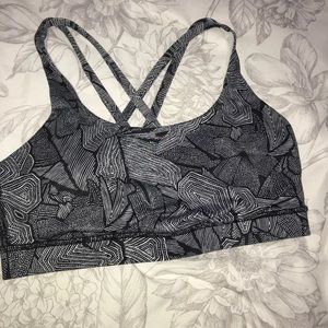 Lululemon sports bra